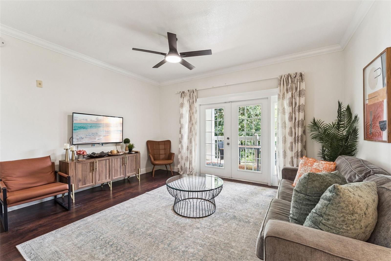 HERITAGE CROSSING CONDO PH 1 - Residential