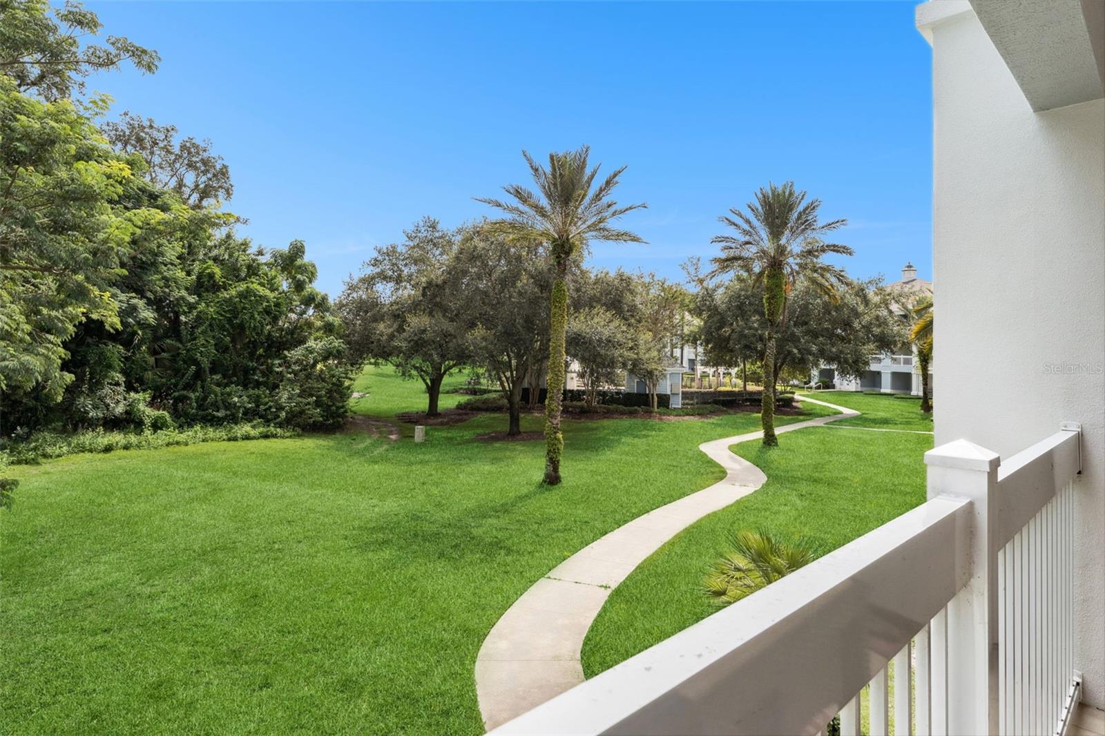HERITAGE CROSSING CONDO PH 1 - Residential