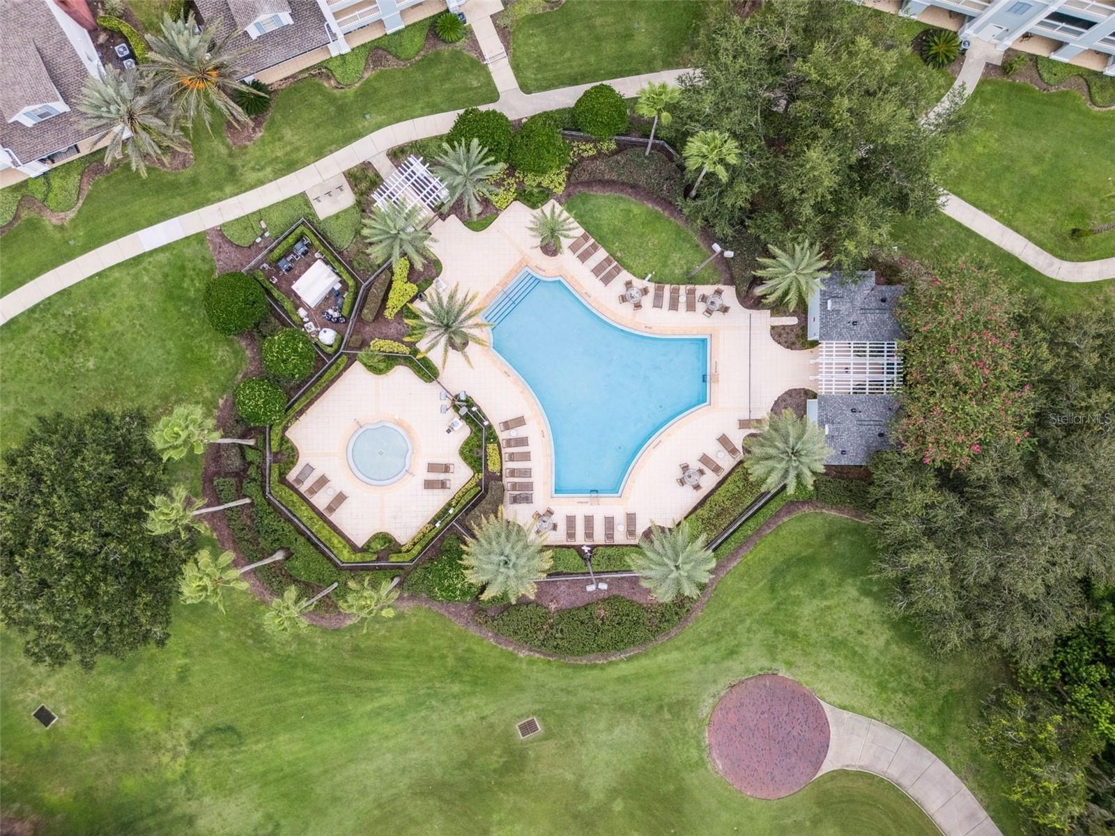 HERITAGE CROSSING CONDO PH 1 - Residential