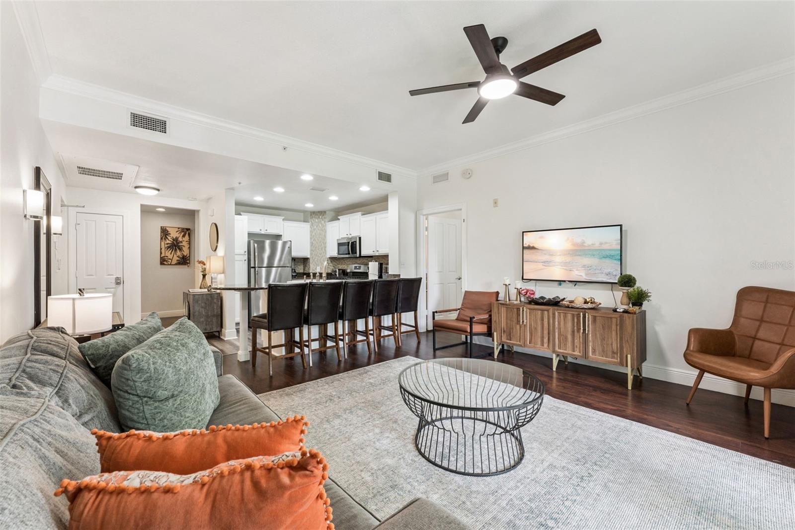 HERITAGE CROSSING CONDO PH 1 - Residential