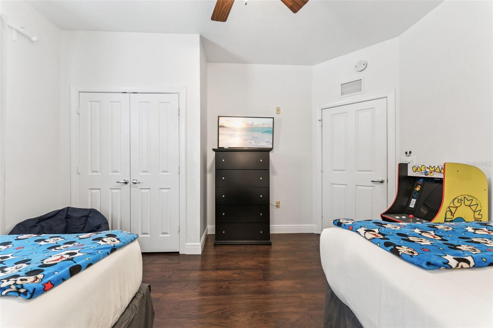 HERITAGE CROSSING CONDO PH 1 - Residential