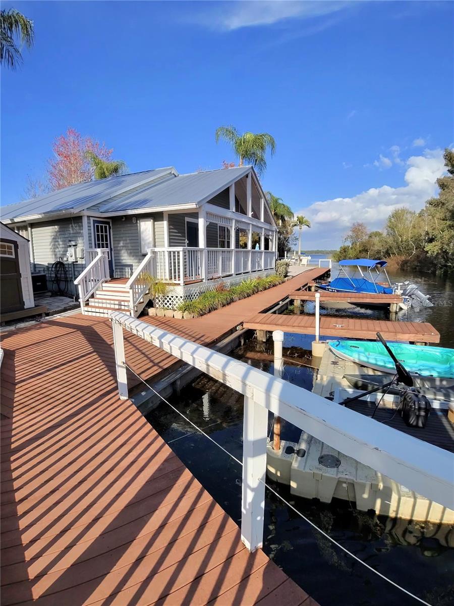 DOLLY BAY A VILLAGE ON LAKE TARPON - Residential Lease