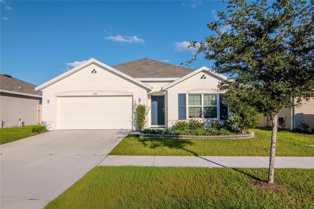 Photo of 16742 Sunburst Lake Street, Wimauma, FL 33598 (MLS # A4669159)