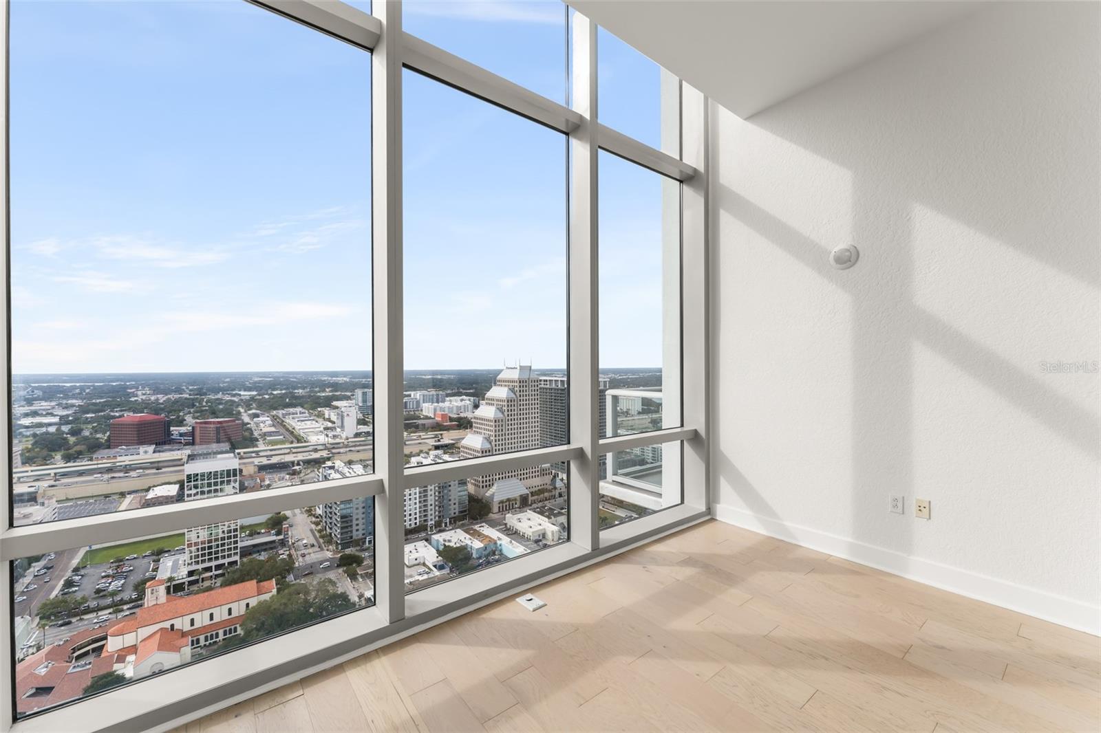 VUE AT LAKE EOLA CONDOMINIUMS - Residential