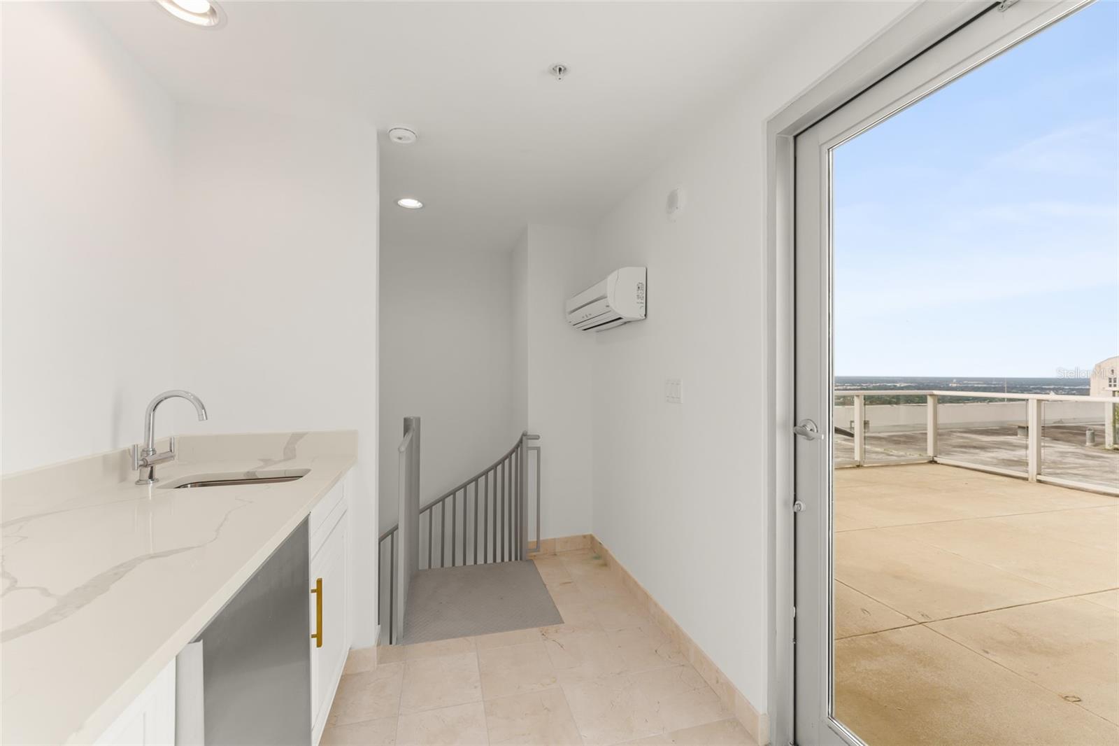 VUE AT LAKE EOLA CONDOMINIUMS - Residential