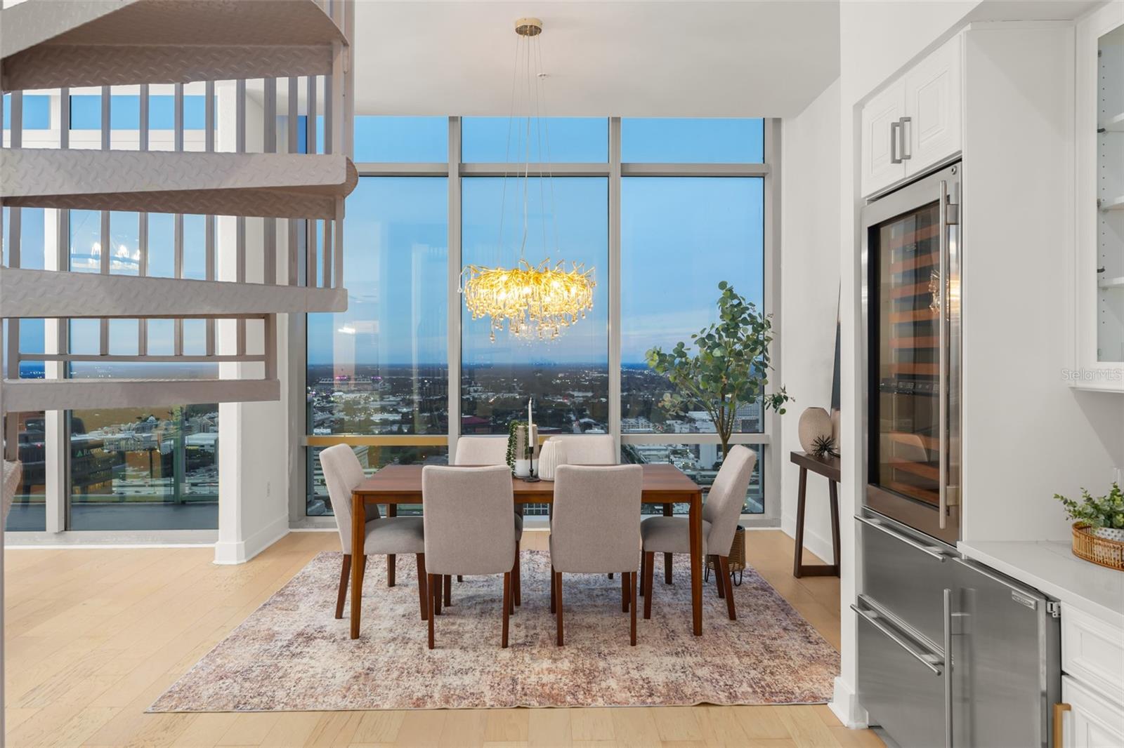 VUE AT LAKE EOLA CONDOMINIUMS - Residential