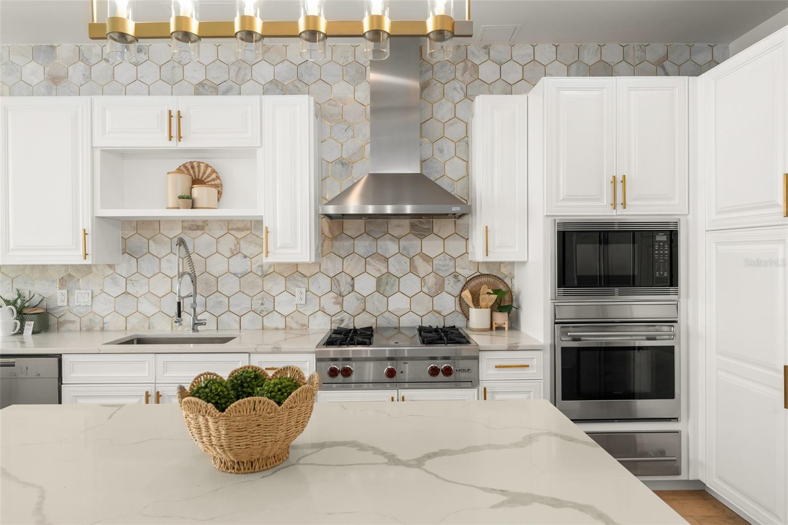 VUE AT LAKE EOLA CONDOMINIUMS - Residential