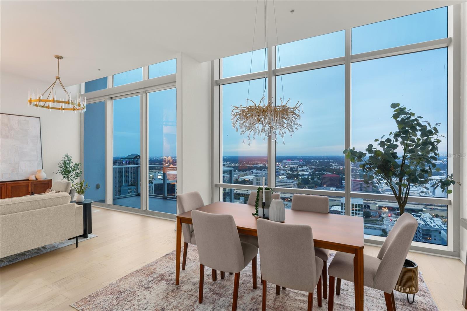 VUE AT LAKE EOLA CONDOMINIUMS - Residential