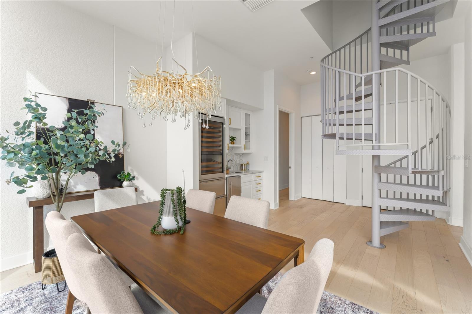 VUE AT LAKE EOLA CONDOMINIUMS - Residential