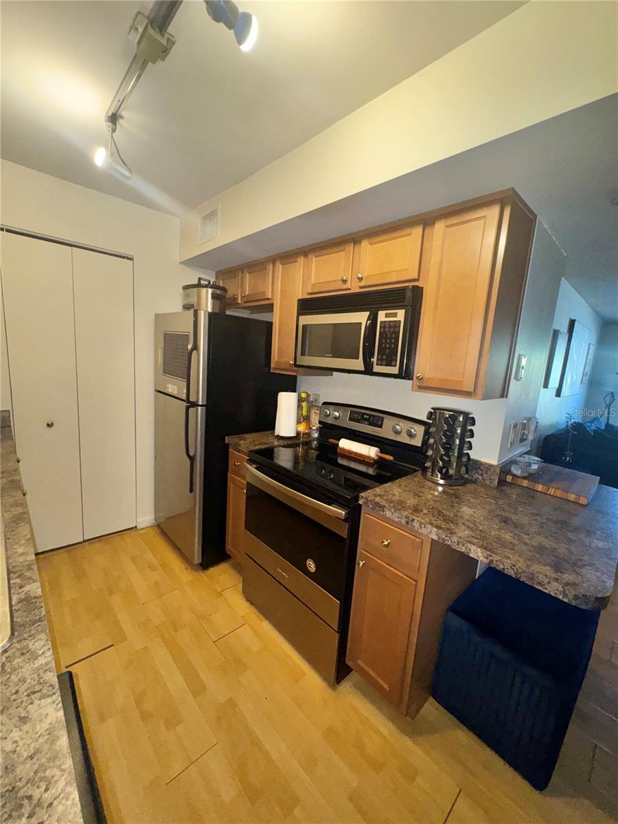 2810 PLAZA TERRACE DRIVE 2810