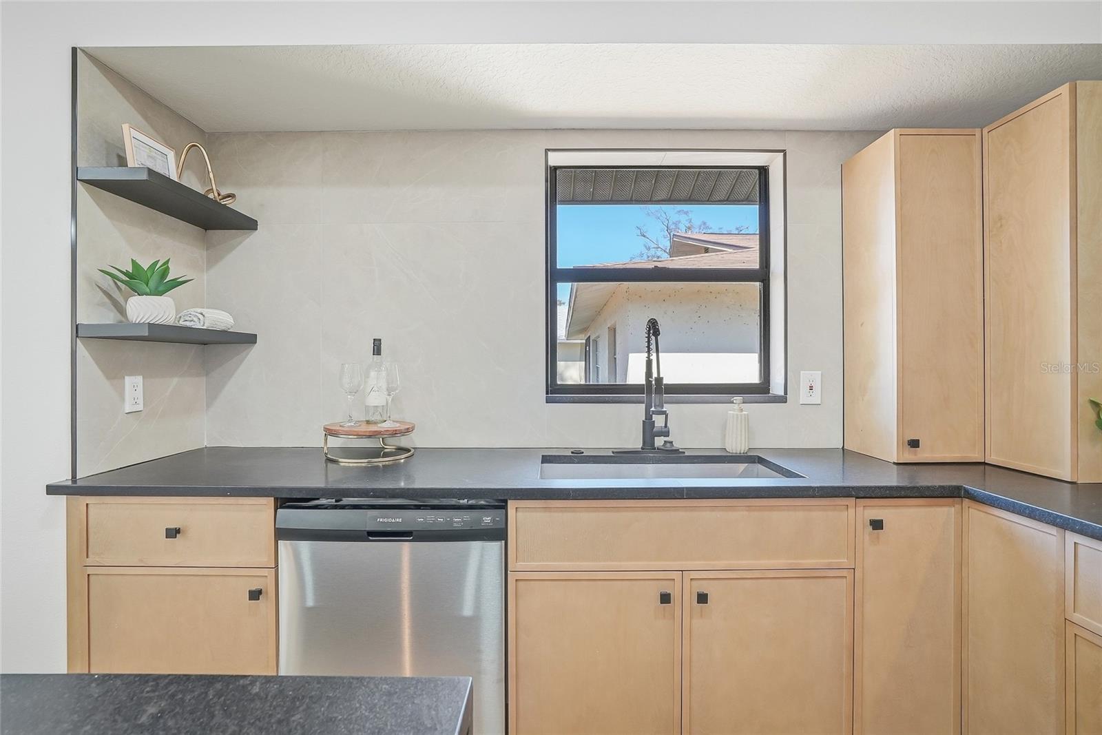 MORNING GLORY RIDGE - Residential