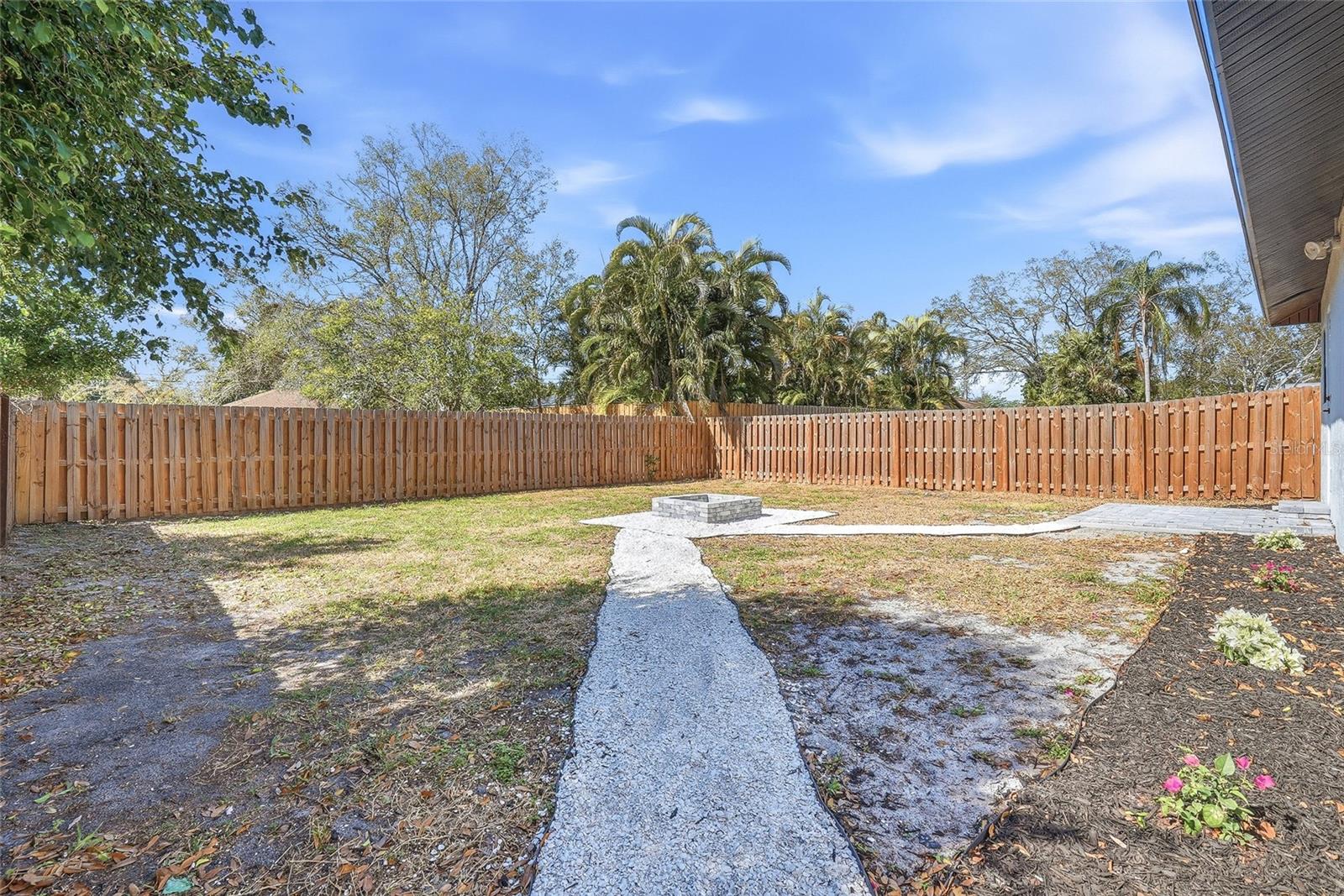 MORNING GLORY RIDGE - Residential