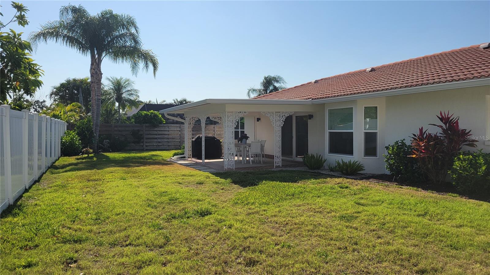 GULF GATE WOODS - Residential Lease