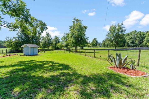 Tiny photo for 1890 NW 167th Place, Trenton, FL 32693 (MLS # GC530196)