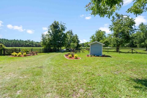 Tiny photo for 1890 NW 167th Place, Trenton, FL 32693 (MLS # GC530196)