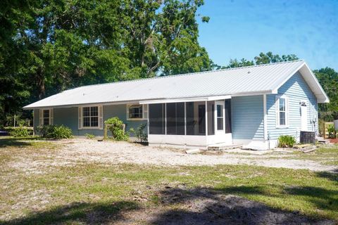 Tiny photo for 1890 NW 167th Place, Trenton, FL 32693 (MLS # GC530196)
