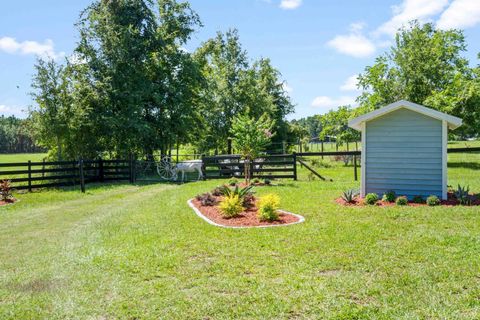 Tiny photo for 1890 NW 167th Place, Trenton, FL 32693 (MLS # GC530196)