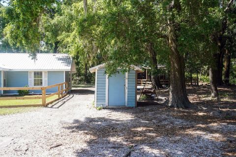 Tiny photo for 1890 NW 167th Place, Trenton, FL 32693 (MLS # GC530196)