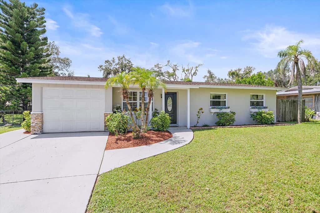 Photo of 3338 Bailey Street, Sarasota, FL 34237 (MLS # A4703343)