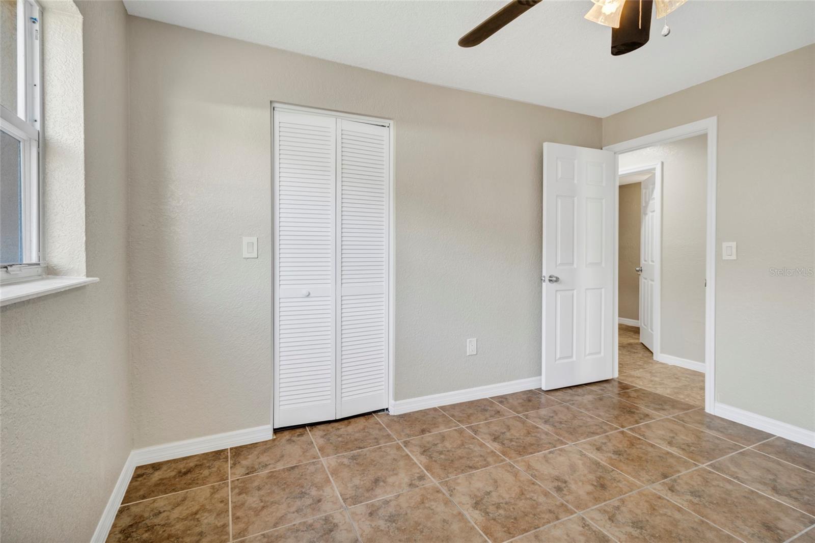 SUNSET HILLS - Residential