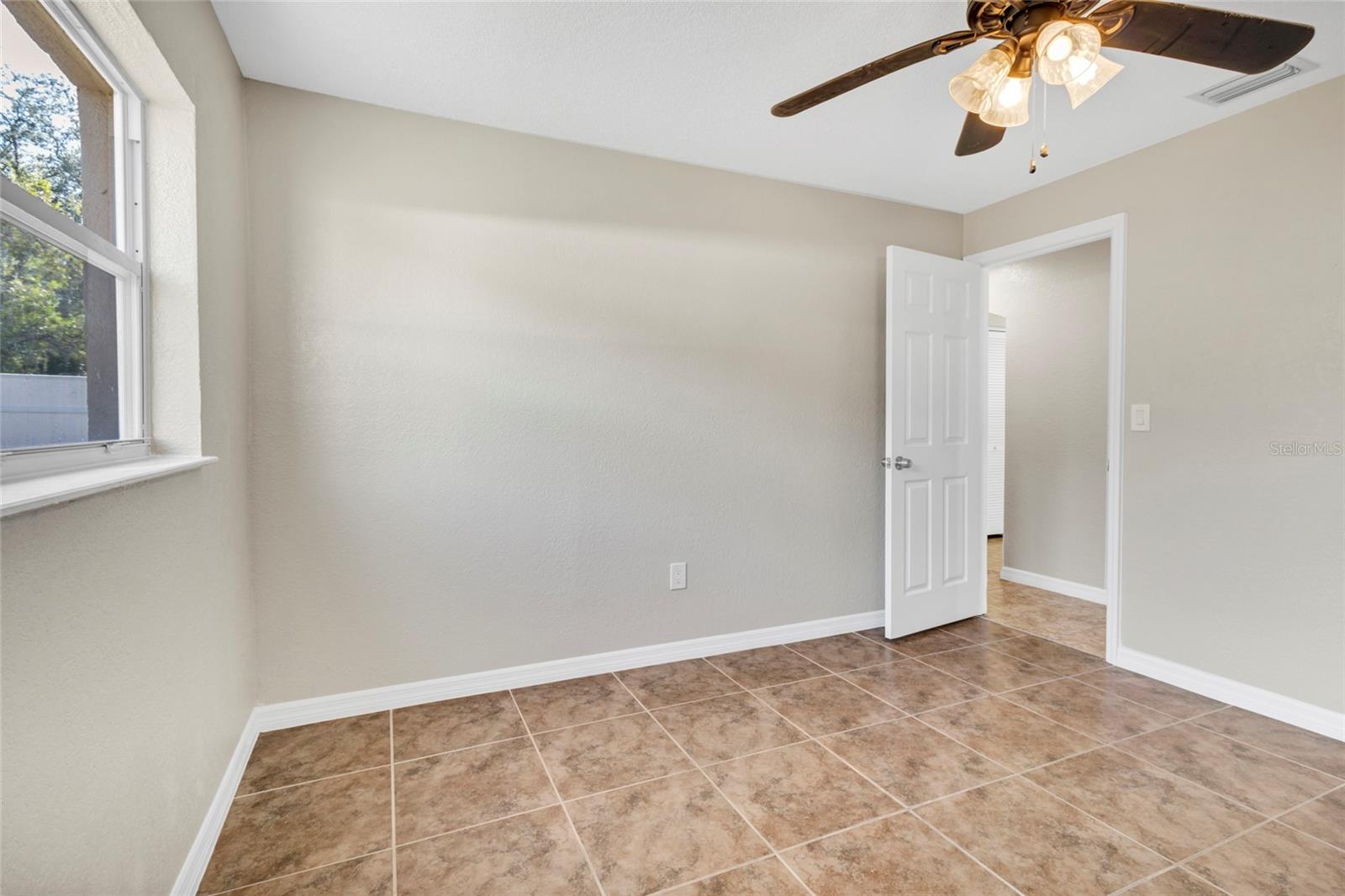 SUNSET HILLS - Residential