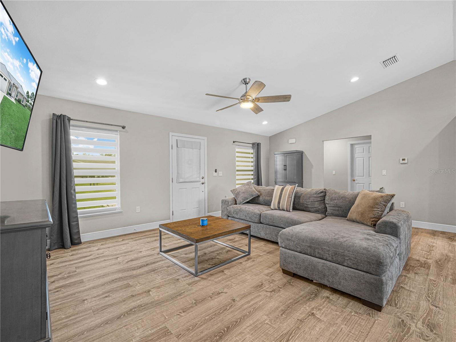 270 LINCOLN ROAD NE