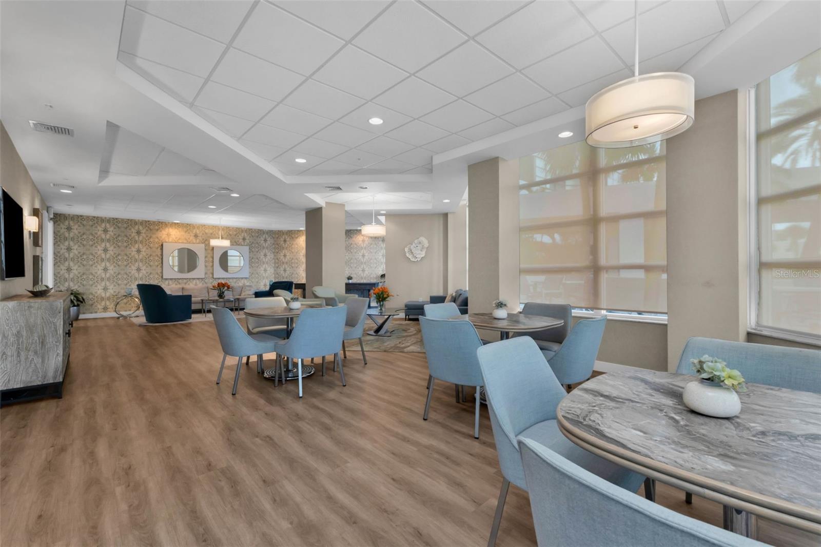 CONDO ON THE BAY TOWER I - Residential