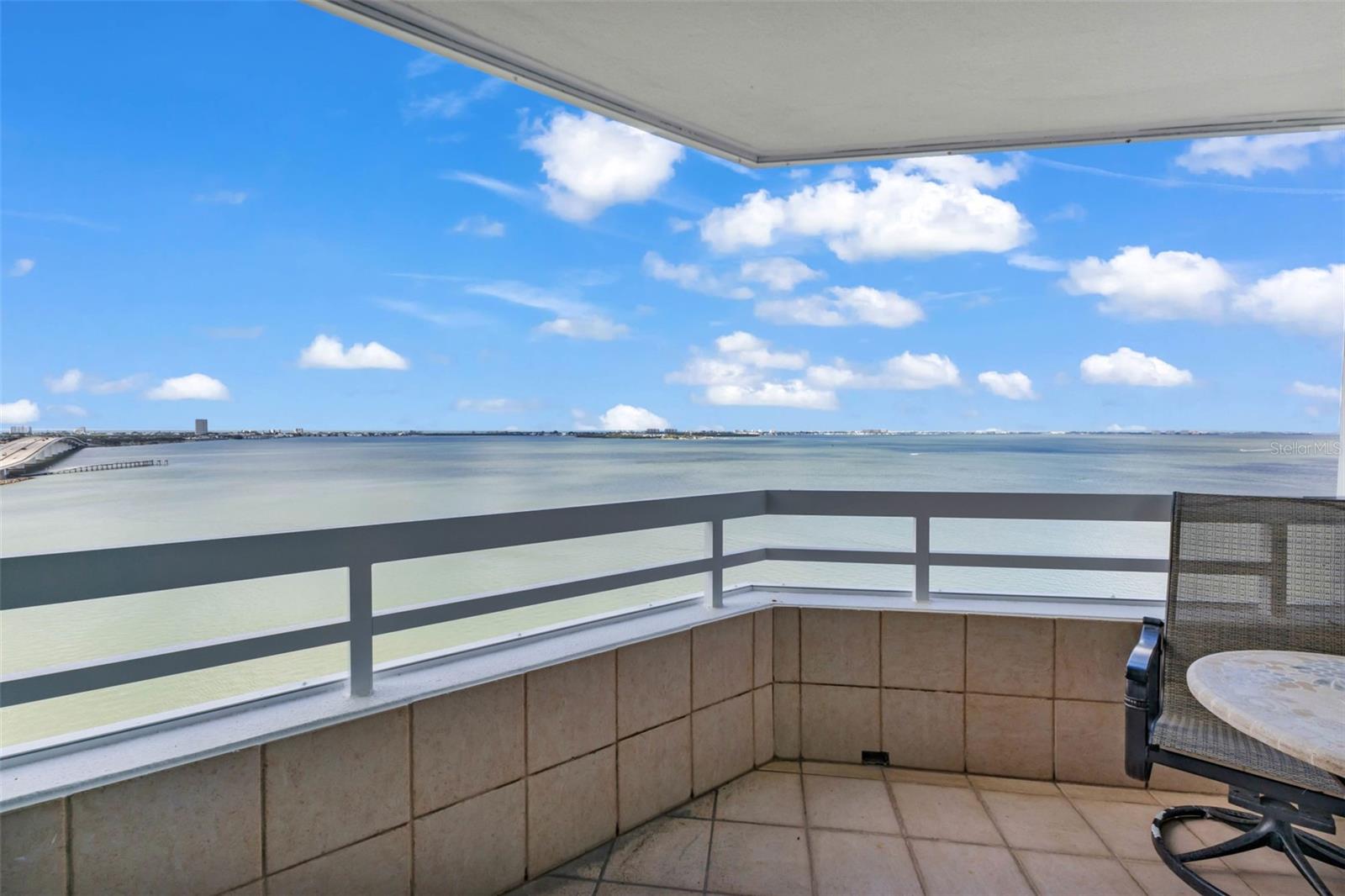 CONDO ON THE BAY TOWER I - Residential