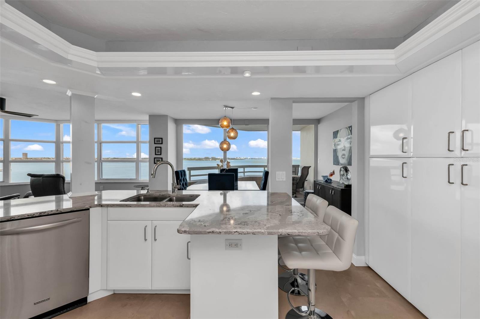 CONDO ON THE BAY TOWER I - Residential