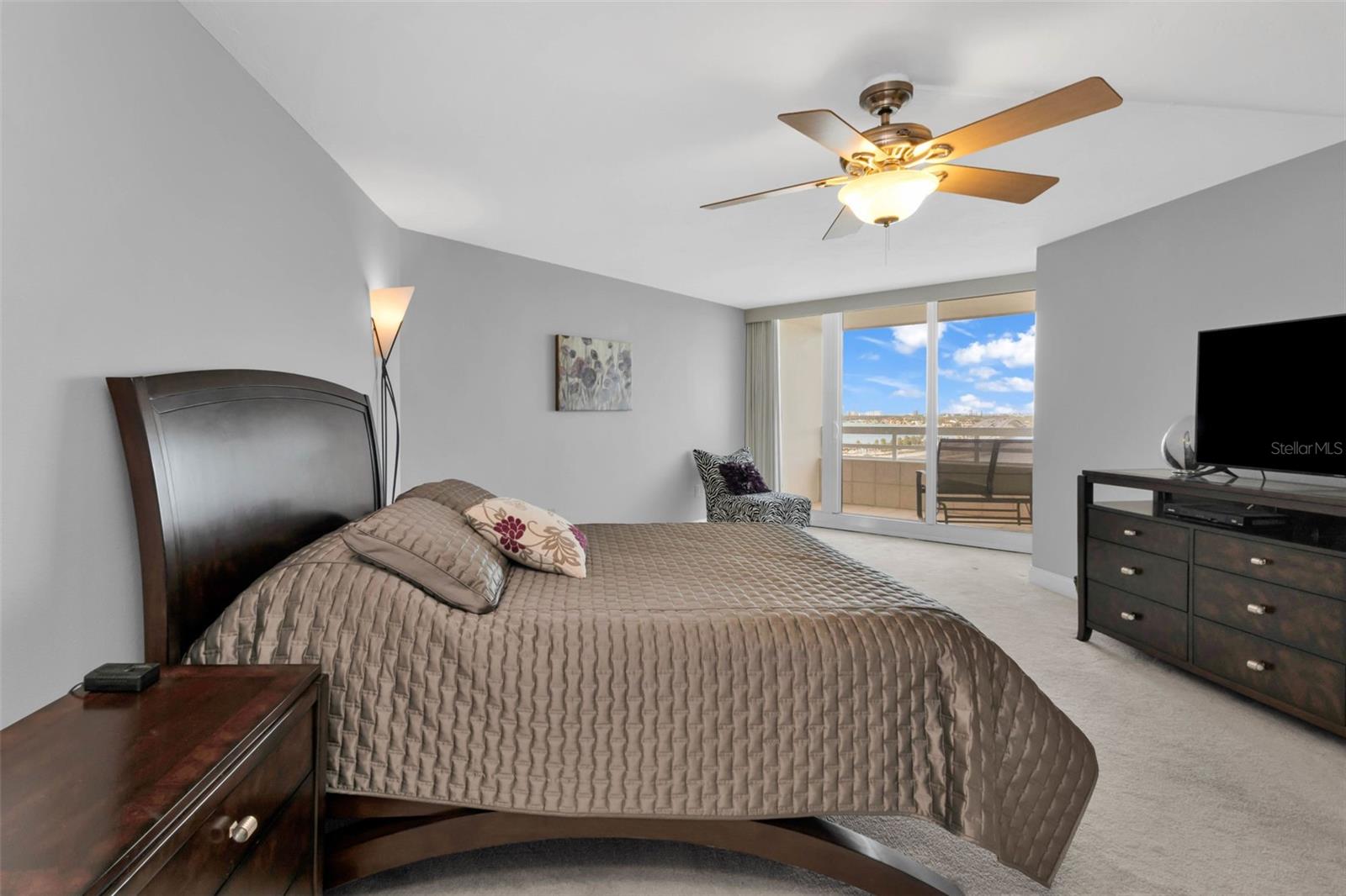 CONDO ON THE BAY TOWER I - Residential