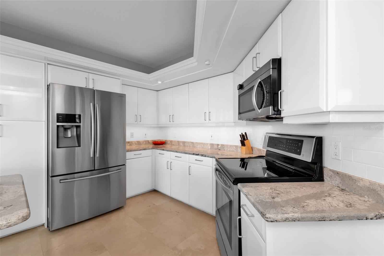 CONDO ON THE BAY TOWER I - Residential