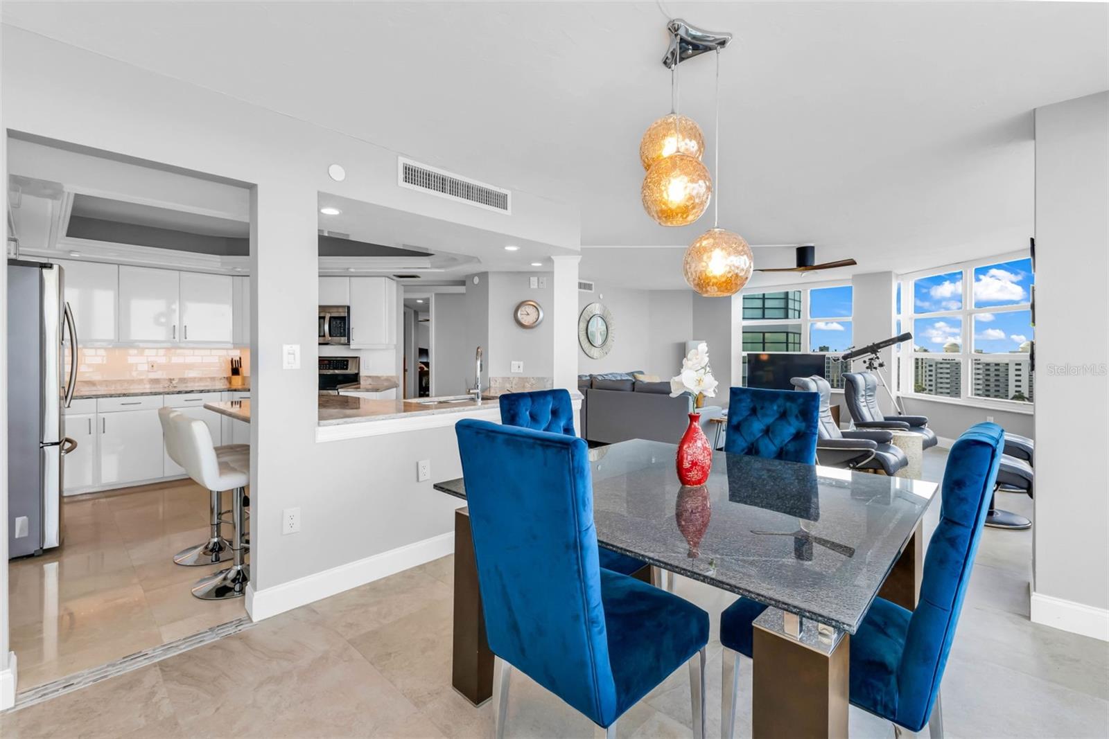 CONDO ON THE BAY TOWER I - Residential