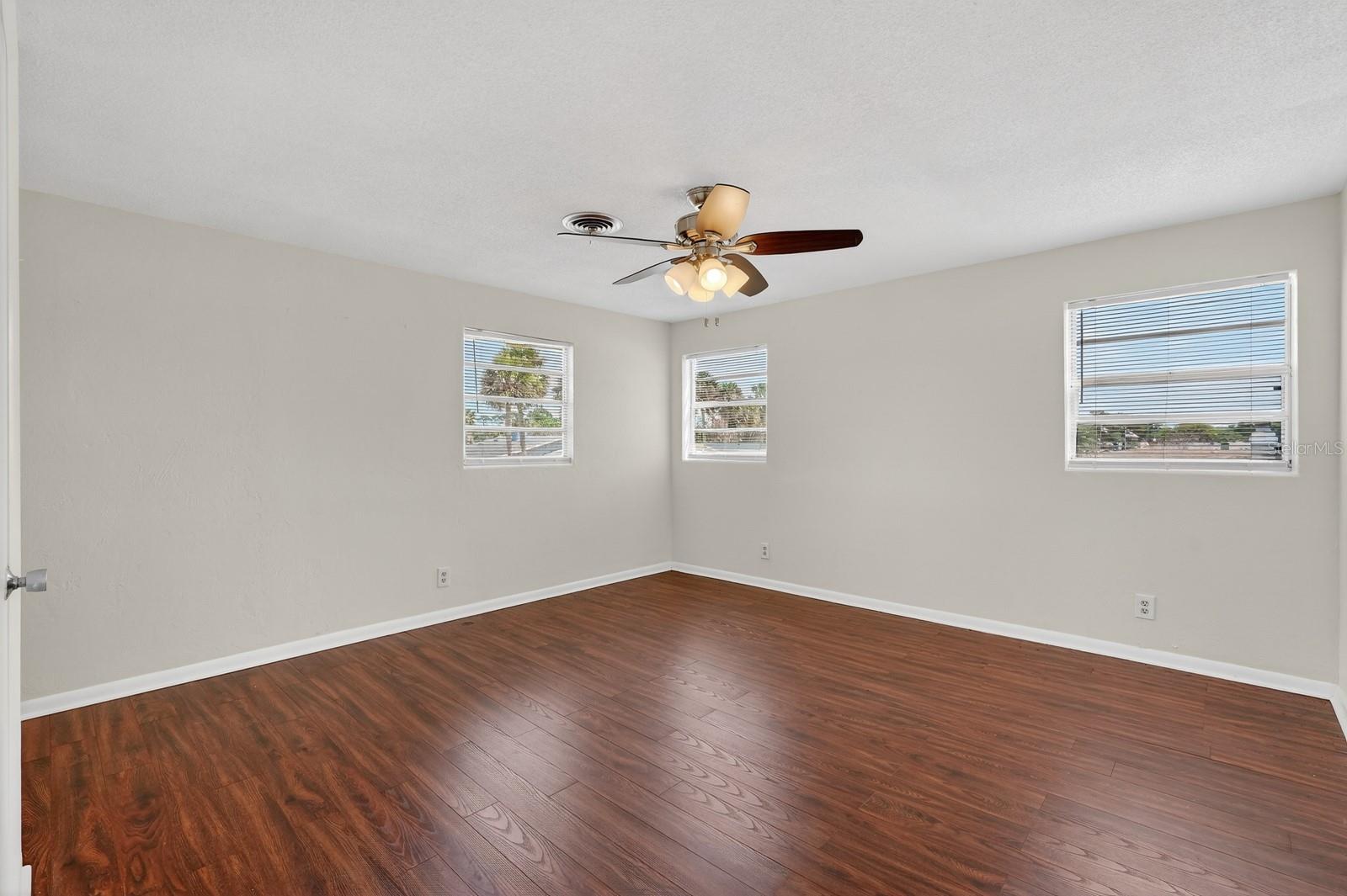 FAIRWAY UNIT 01 - Residential