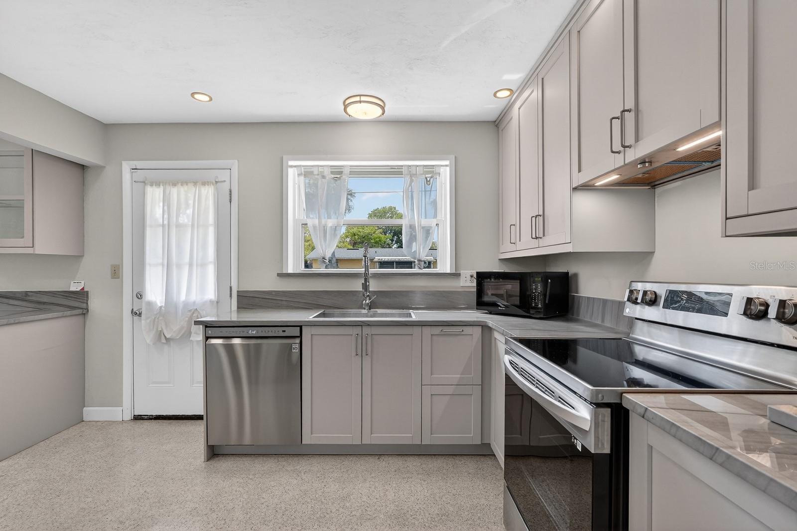 FAIRWAY UNIT 01 - Residential