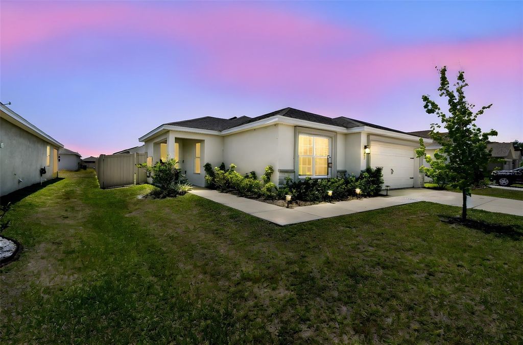 Photo of 105 Blue Alice Spring Court, Ruskin, FL 33570 (MLS # TB8377576)