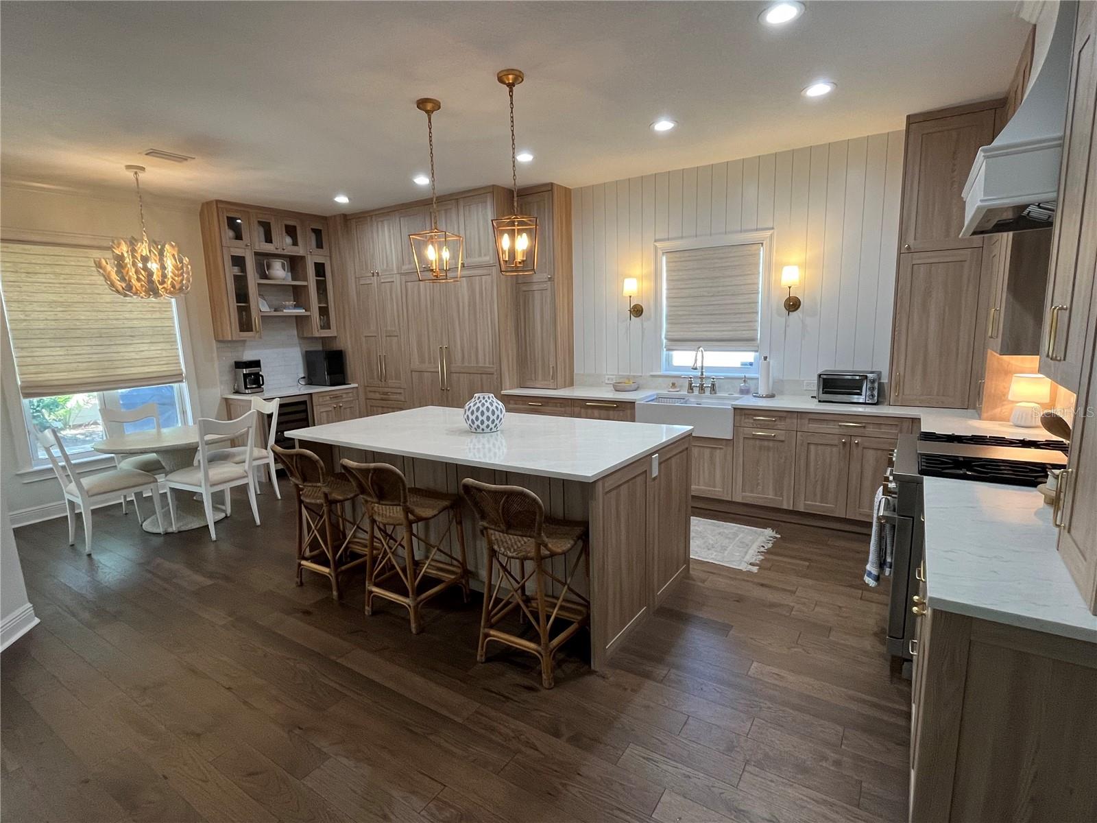 VIRGINIA TERRACE - Residential