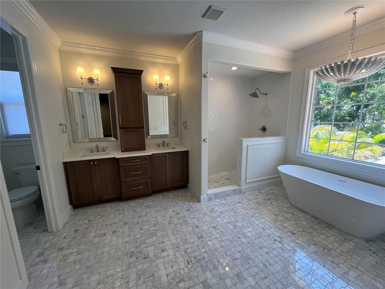 VIRGINIA TERRACE - Residential