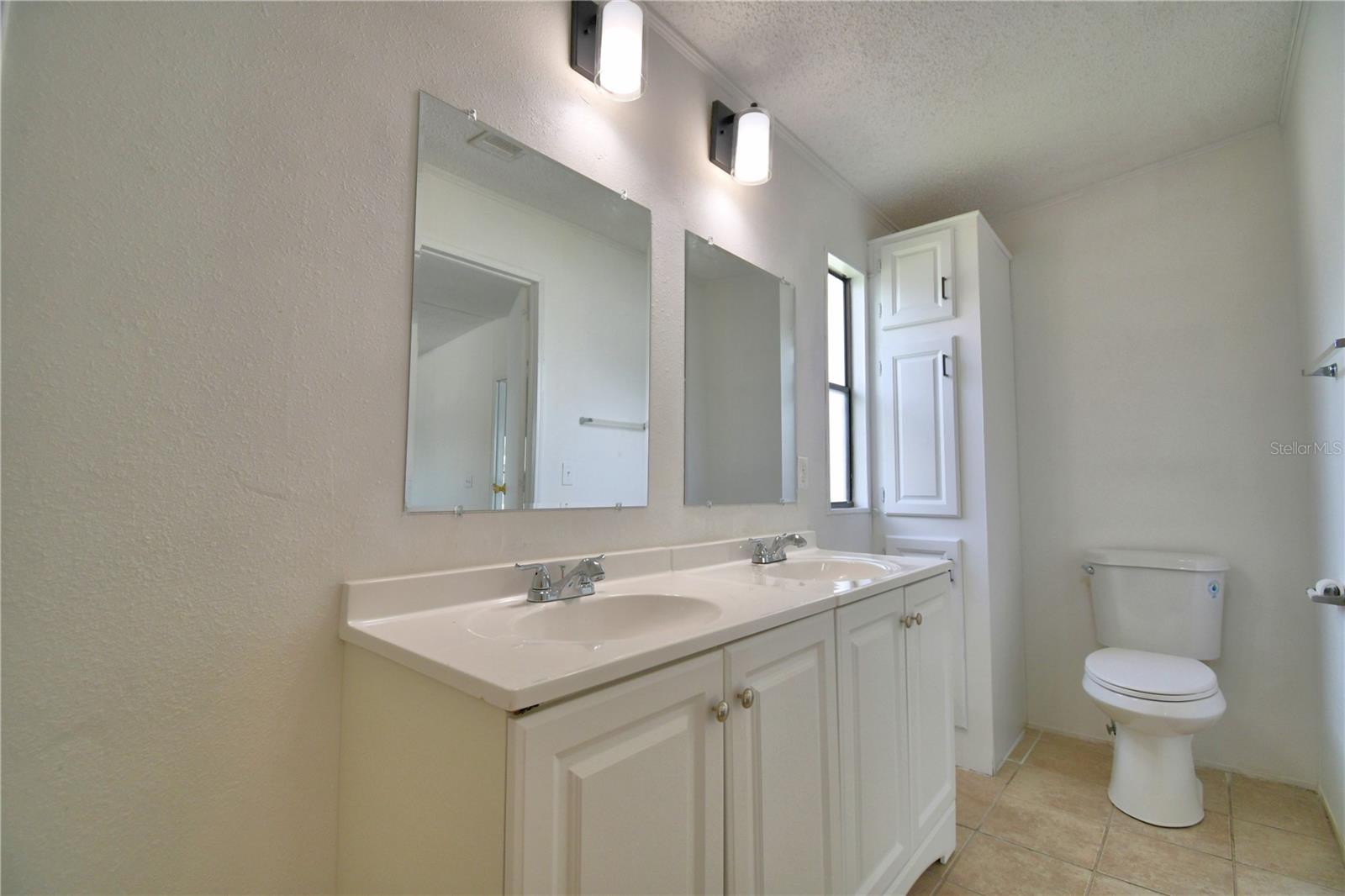 SWEETWATER GOLF & TENNIS CLUB ADD 01 - Residential