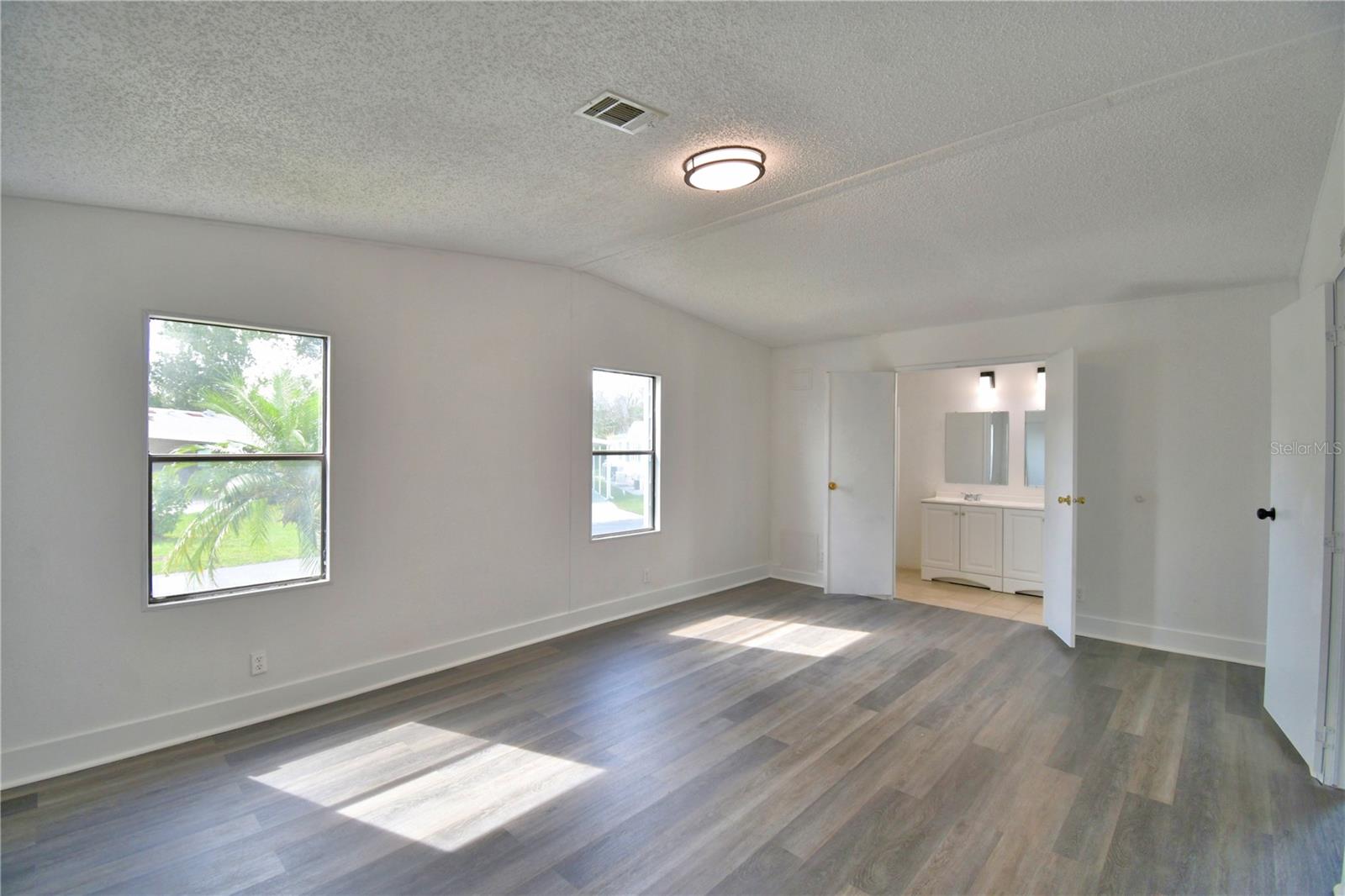 SWEETWATER GOLF & TENNIS CLUB ADD 01 - Residential