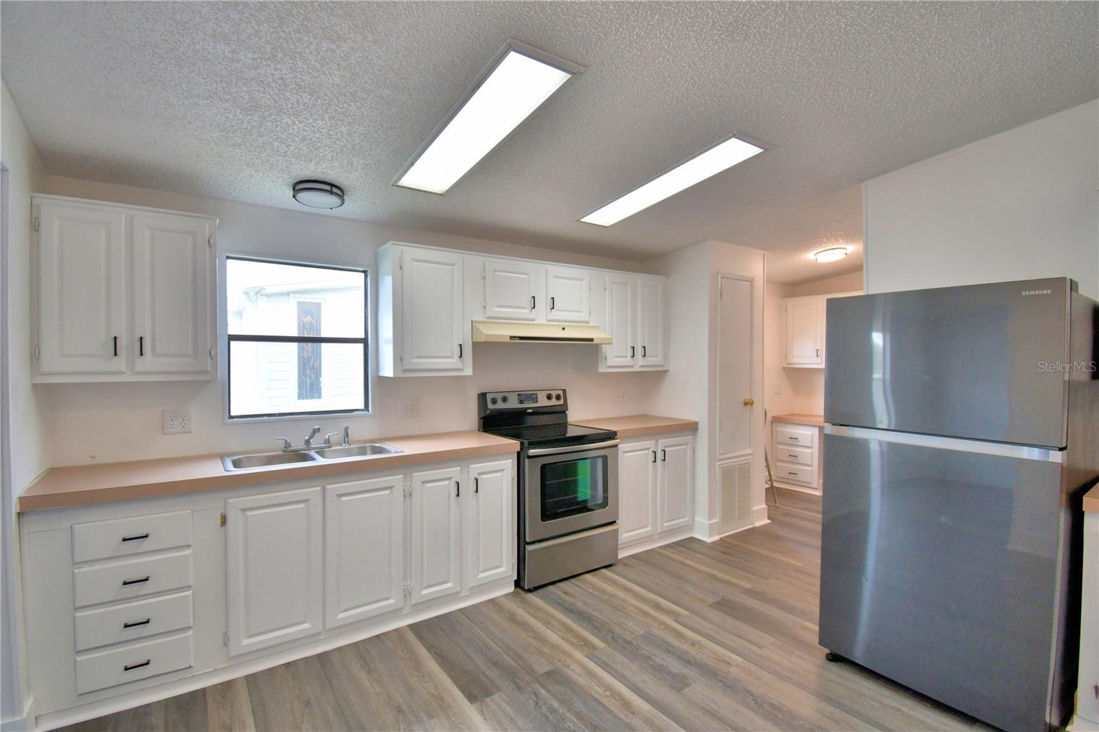 SWEETWATER GOLF & TENNIS CLUB ADD 01 - Residential