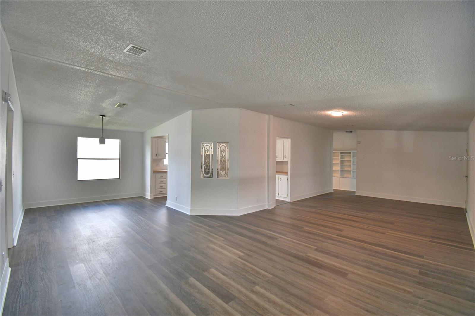 306 TOWNBRIDGE DRIVE