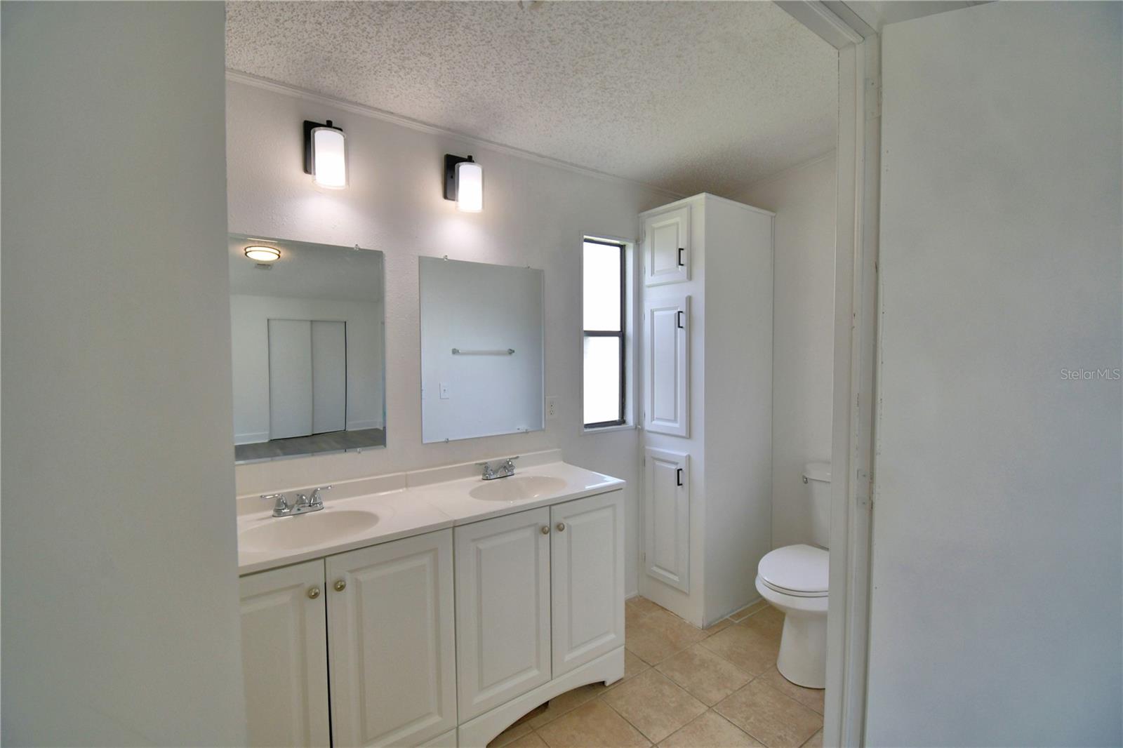 SWEETWATER GOLF & TENNIS CLUB ADD 01 - Residential