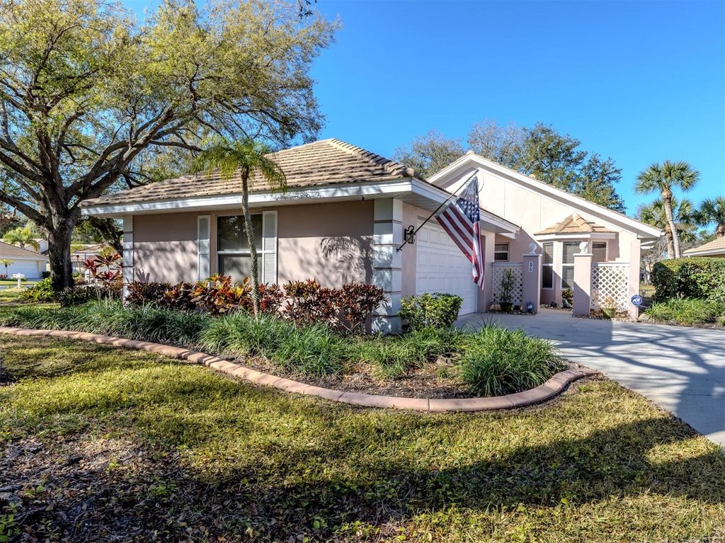 Photo of 575 Clubside Circle #35, Venice, FL 34293 (MLS # N6143069)