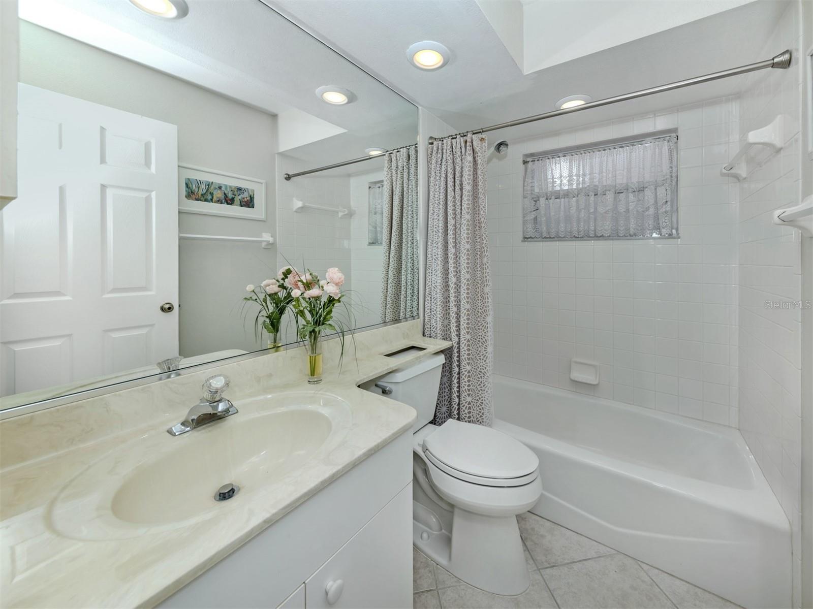 CLUBSIDE VILLAS - Residential