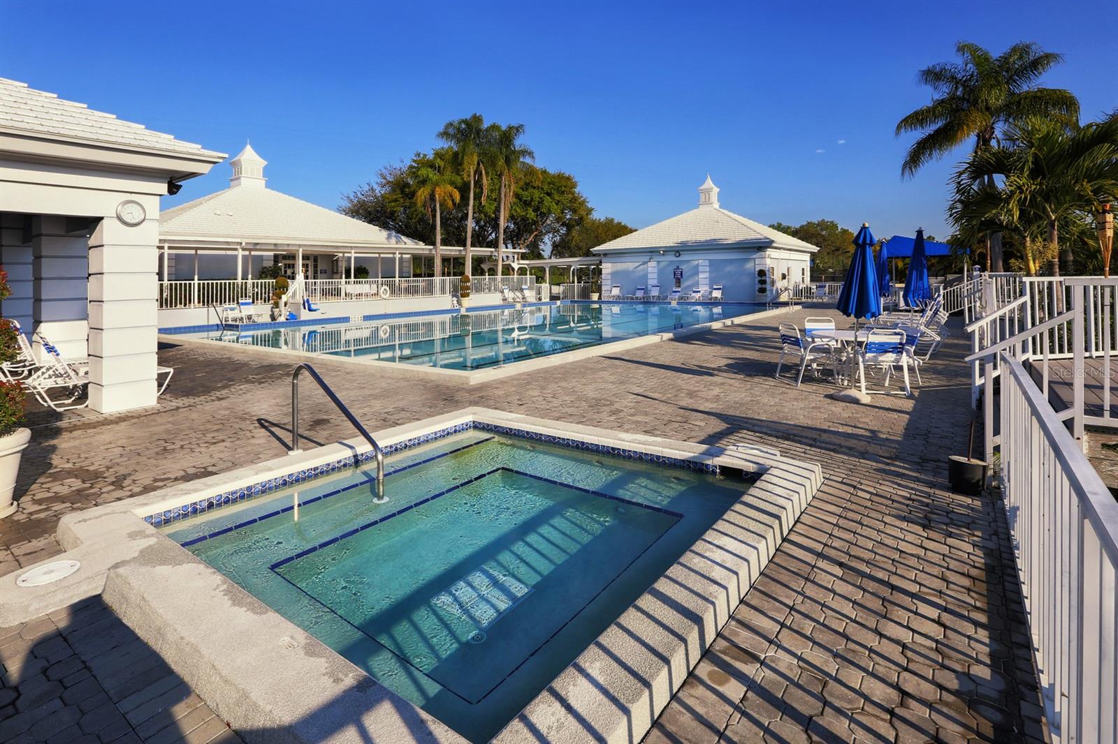 CLUBSIDE VILLAS - Residential