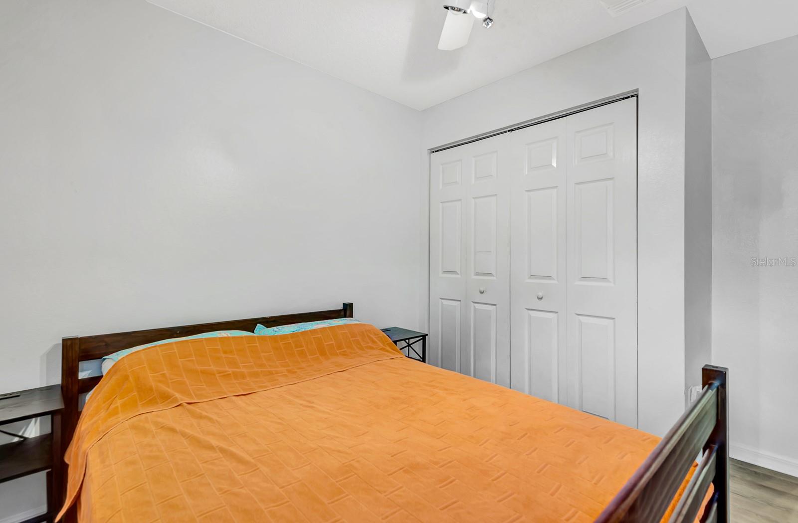 CREEKWOOD PH ONE SUBPHASE I UNIT A1 - Residential Lease