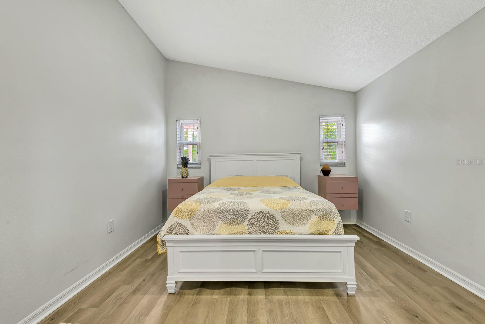 CREEKWOOD PH ONE SUBPHASE I UNIT A1 - Residential Lease