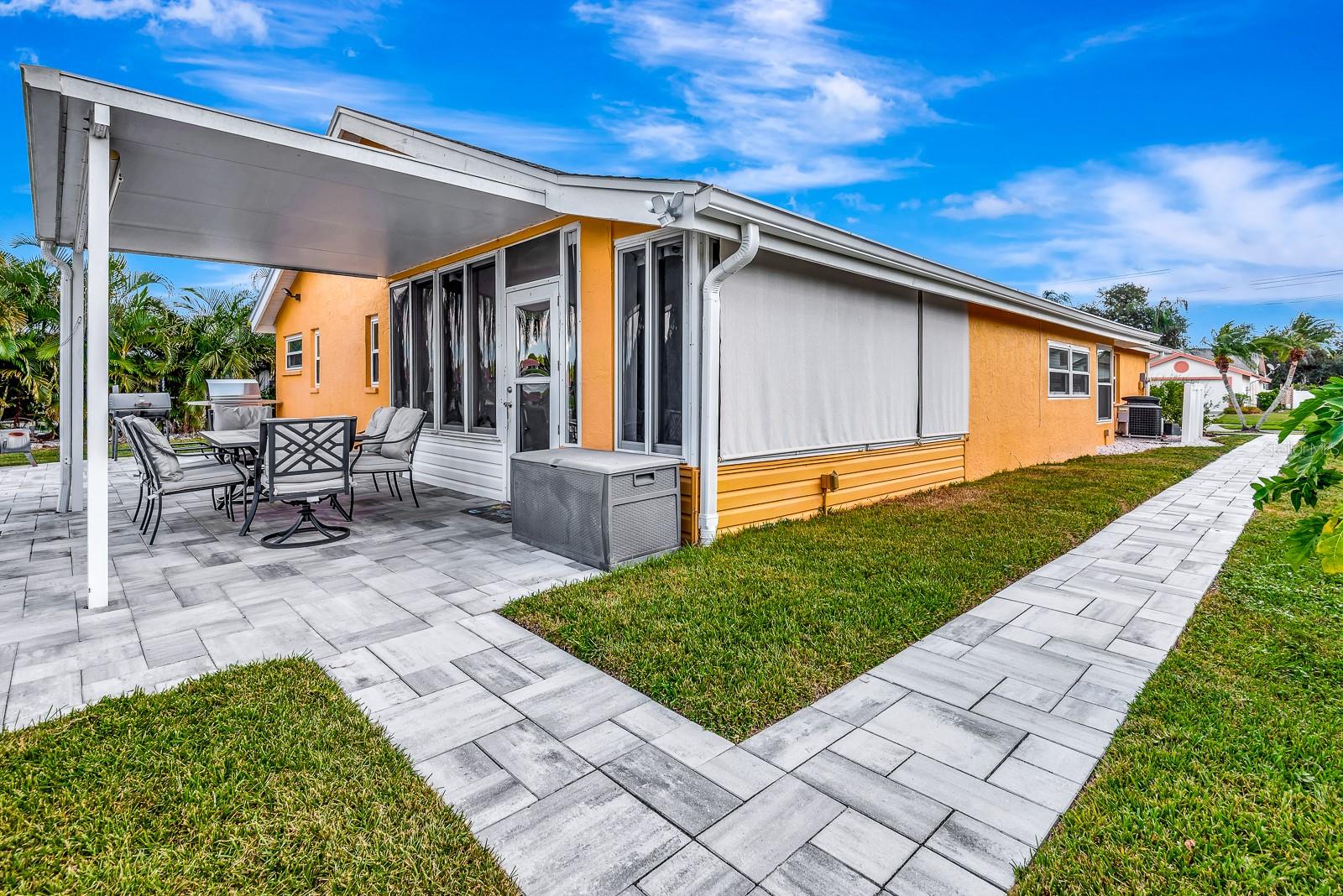 CREEKWOOD PH ONE SUBPHASE I UNIT A1 - Residential Lease