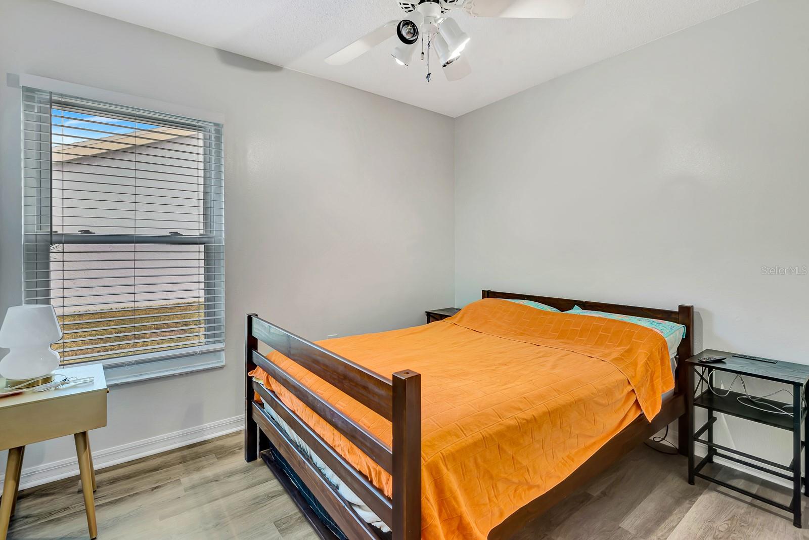 CREEKWOOD PH ONE SUBPHASE I UNIT A1 - Residential Lease