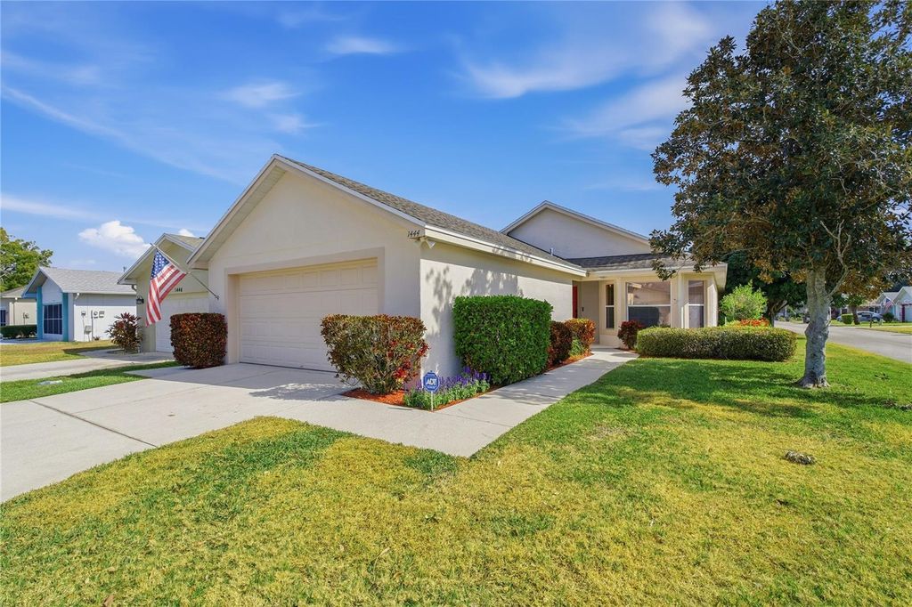 Photo of 1444 Kingfish Ln, Winter Haven, FL 33884 (MLS # P4937632)